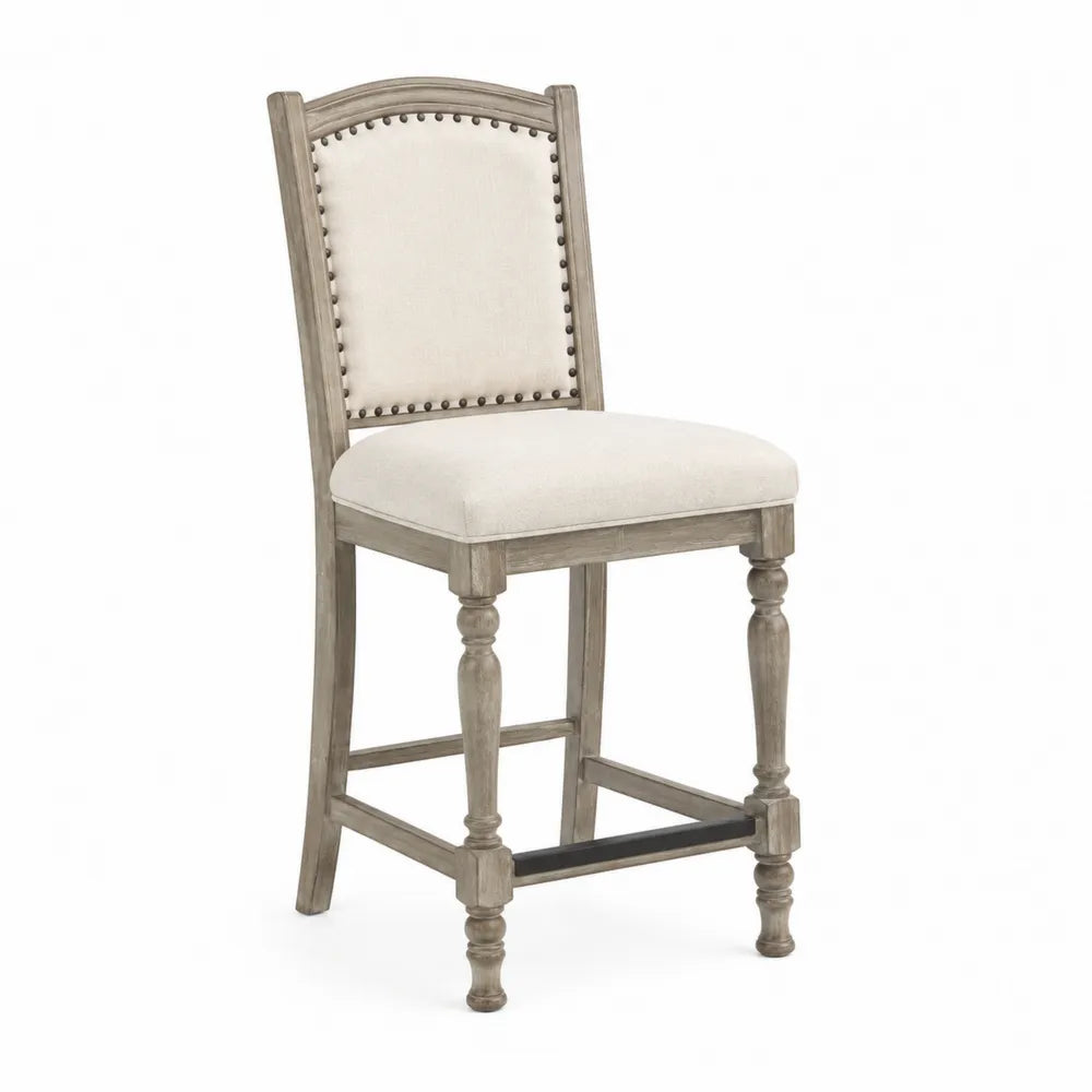 Sgabello da bar con schienale imbottito in tessuto beige e struttura in legno naturale con poggiapiedi in metallo nero altezza seduta circa 65 cm