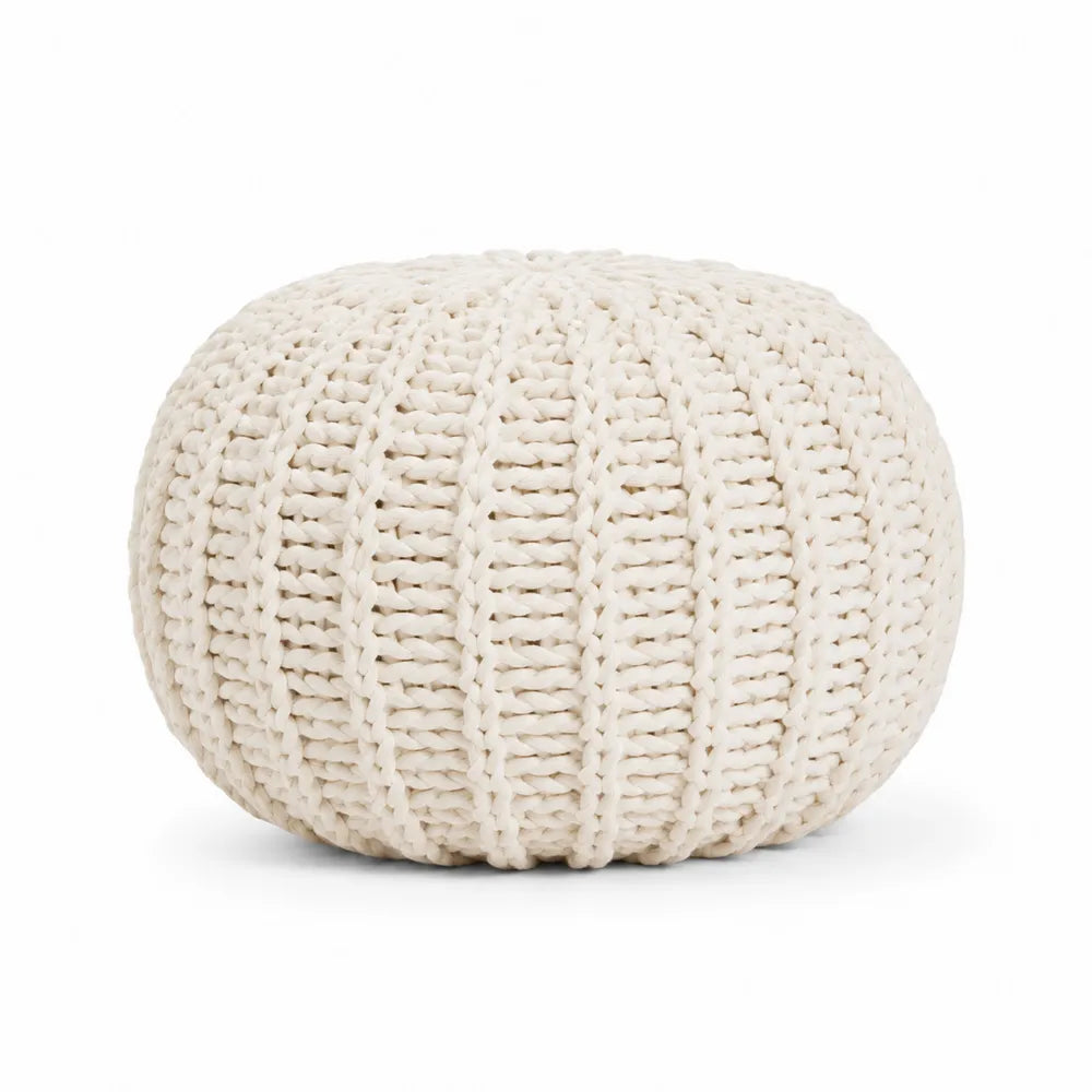Pouf poggiapiedi rotondo in filato cotone poliestere color crema con lavorazione a maglia grossa 40 x 40 x 30 cm